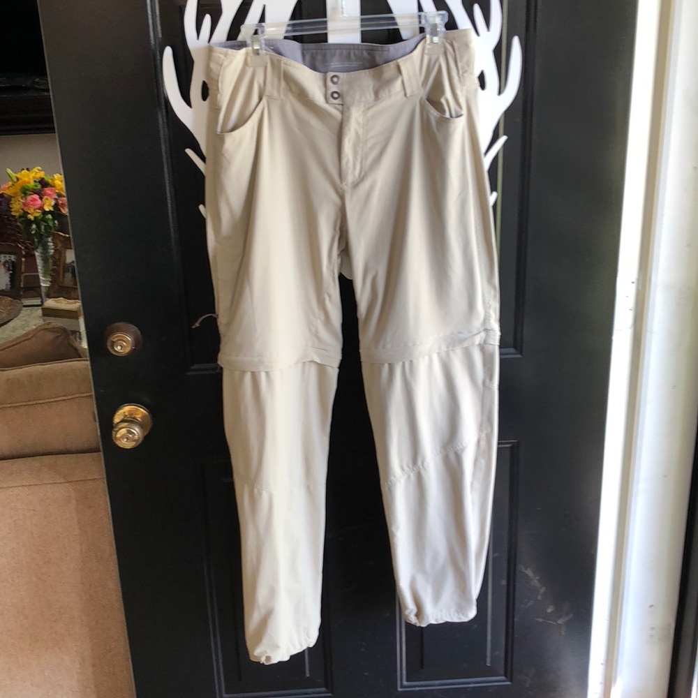 Women’s Columbia zip off convertible pants